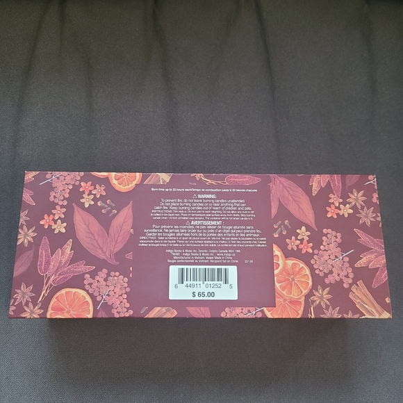 Illume Festive Market Candle Gift Box, Set of 3🕯 - Picture 3 of 4